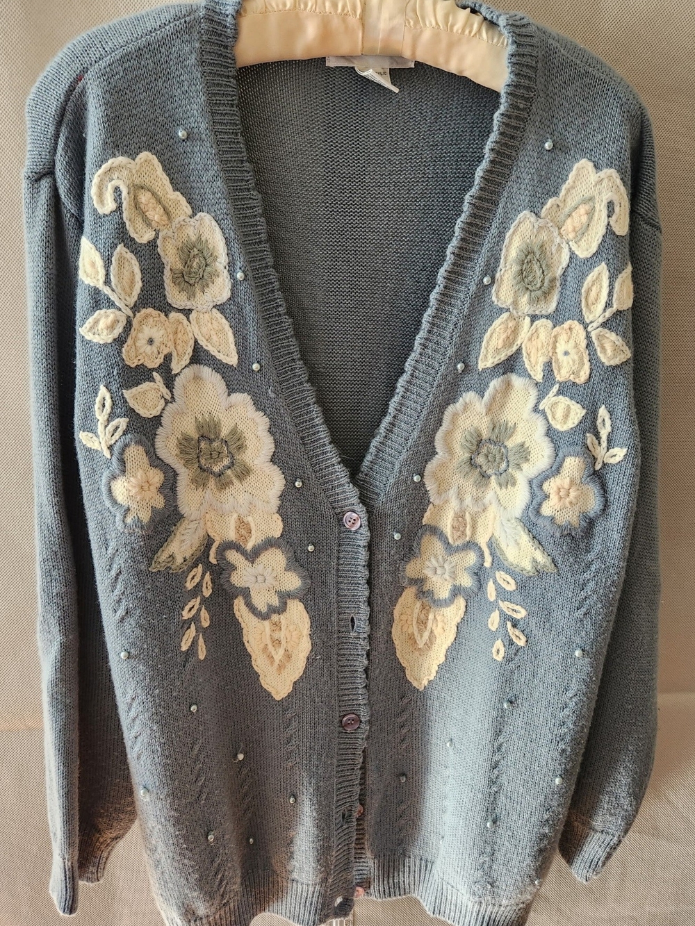 Vintage Alfred Dunner Dusty Blue V-Neck Cardigan with Cream Floral Appliqué